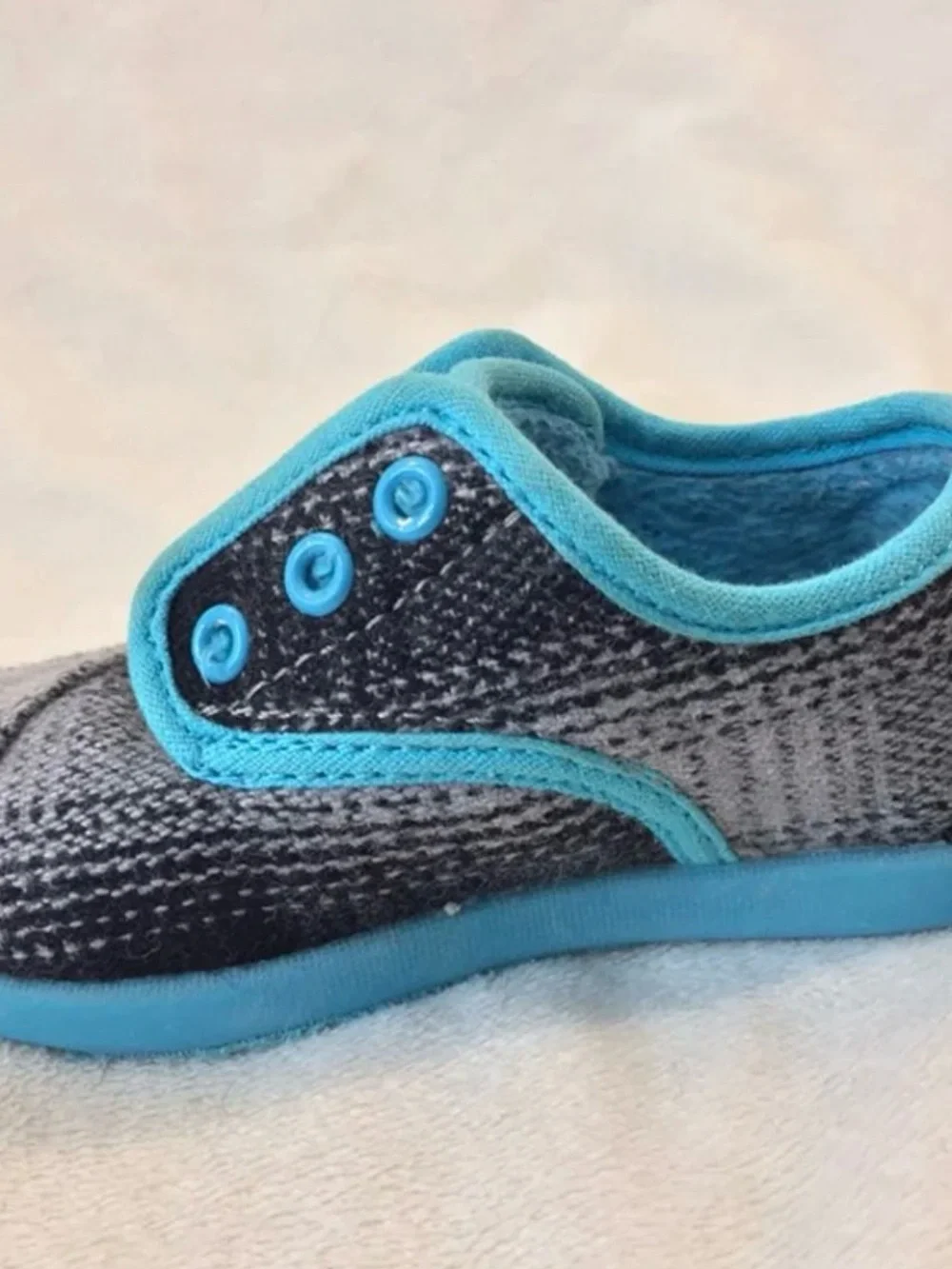 Toms Tiny Cordones Baby size 5